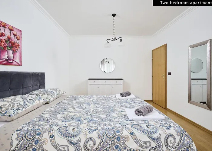 Angela * Ουμάγκ